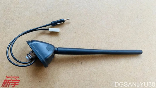 ANTENNA and BASE LANCER10 2007-2015 CY0A ,OUTLANDER CW0W 2007-2012