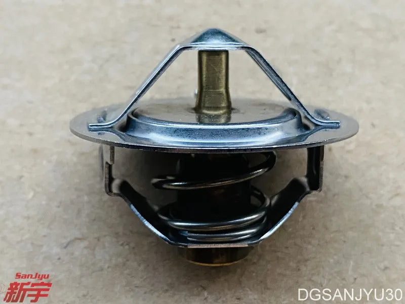 PAJERO V31V32V33V43 L300 P03 THERMOSTAT KIT 88°C MD972903