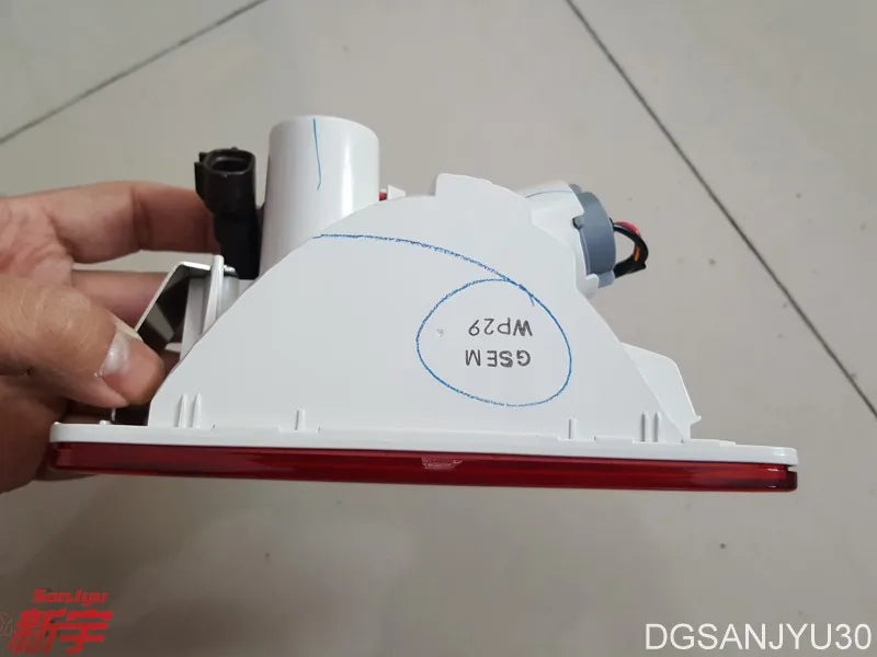 ASX GA0W LAMP UNIT,FOG,REAR 8337A092 STANLEY
