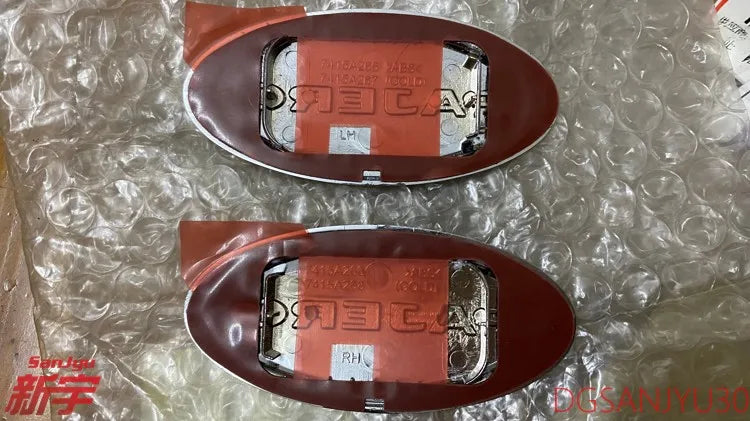 PAJERO3 V70V60 FRONT FENDER PAJERO MARK LOGO CHROME
