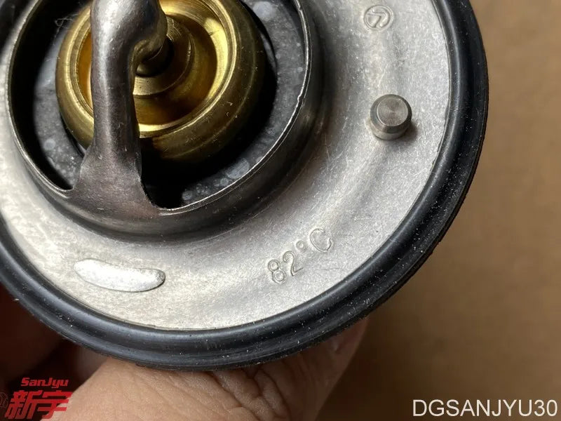 LANCER ASX 4A91 4A92 THERMOSTAT KIT 82°C MN176384
