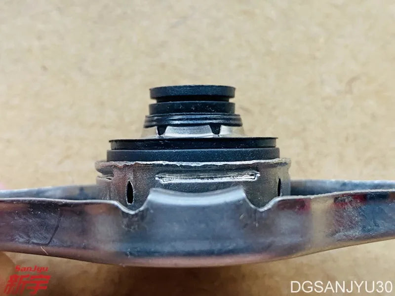 GRANDIS NA4W PAJEROSPORT2/3 KHKSKR0W XPANDER NC1W CAP,RADIATOR CAP MR597126 OEM