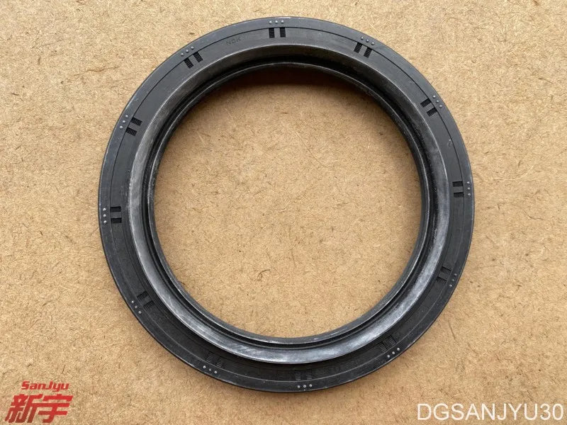 PAJERO4 V97W V98W OIL SEAL,FRONT WHEEL HUB 3885A008 GENUINE