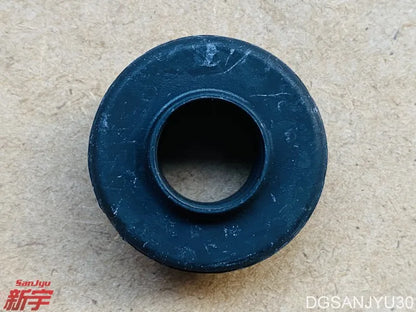 PAJERO3 4 V70V60V80V90W BUSHING,REAR SHOCK ABSORBER MR418160