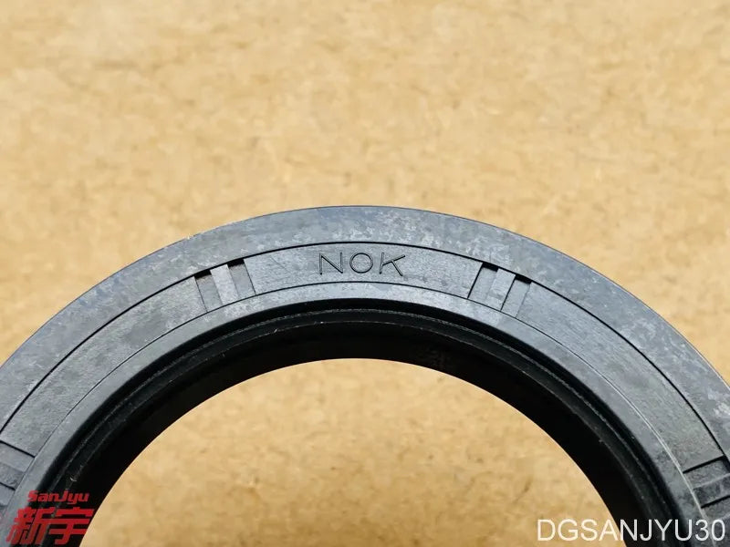 PAJERO IO H77W PAJERO V33V45V98V88W OIL SEAL,A/T EXTENSION HOUSING MD609235