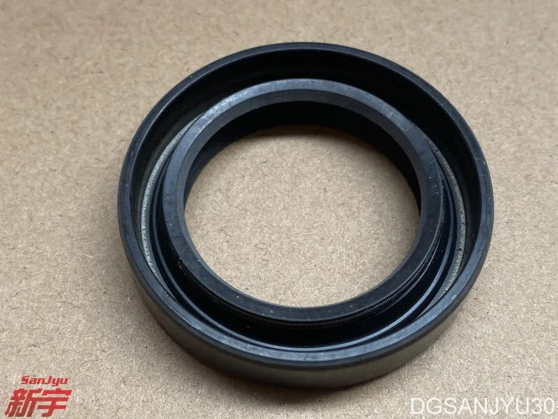 PAJERO V20V30V40V70V60 M/T OIL SEAL,T/F FRONT OUTPUT SHAFT MD712012 Original 15Z 36 52 10 AE