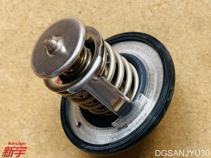 OUTLANDER2 CW6W PAJEROSPORT KH6W KR5W KS5W 6B31 3.0  THERMOSTAT KIT 82°C MD194988 GENUINE