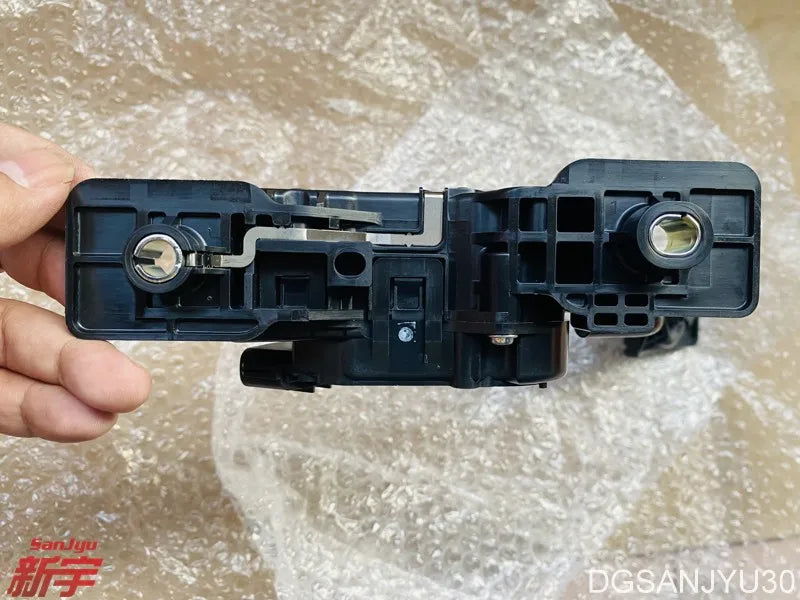 PAJERO4 V90V80W PEDAL,ACCEL 1600A013