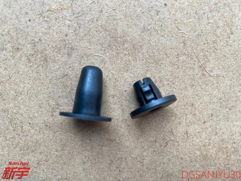 PAJERO V60V70V80V90 SPORT K96W GROMMET,TAIL LAMP MU000613
