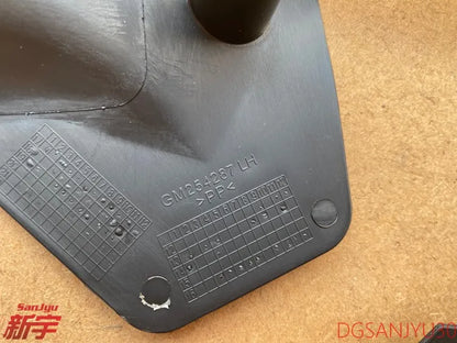 OUTLANDER CW0WGF0W ASX GA0W COVER,FRONT SEAT SIDE SHIELD,INR POWER L-L or R-L