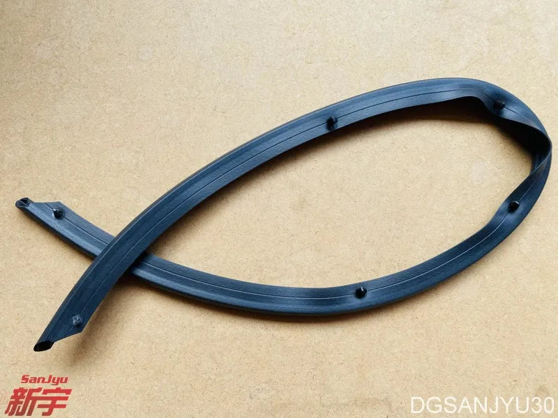 OUTLANDER2 2010-2012 CW0W WEATHERSTRIP,HOOD front cover sealing strip (with front bumper cover  5902A082 GENUINE