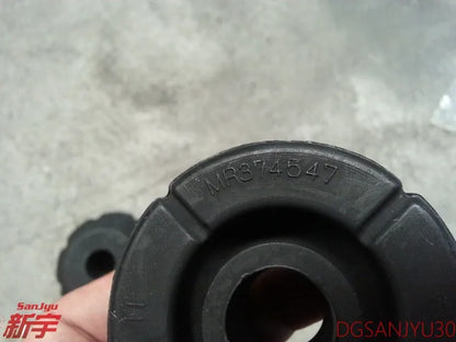 PAJERO3 4 V70V60V80V90W BUSHING,FRONT SUSP COIL SPRING LOWER MR374547