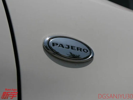 PAJERO3 V70V60 FRONT FENDER  PAJERO MARK LOGO CHROME