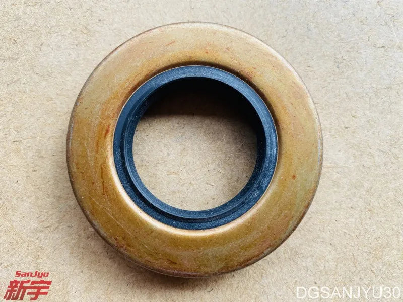 PAJERO IO H77H76 EVO LANCER OIL SEAL,FR DIFF DRIVE PINION MB393929