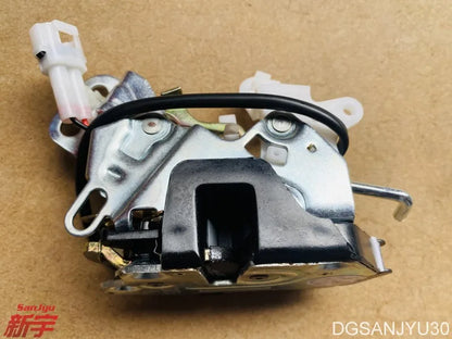 PAJERO2 V10V20V30V40W LATCH,TAILGATE LATCH,BACK DOOR MB669381