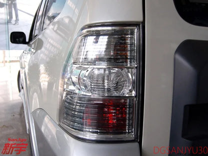 PAJERO4 MK4 V90W LAMP ASSY,COMBINATION,REAR GENUINE 8330A566 8330A565