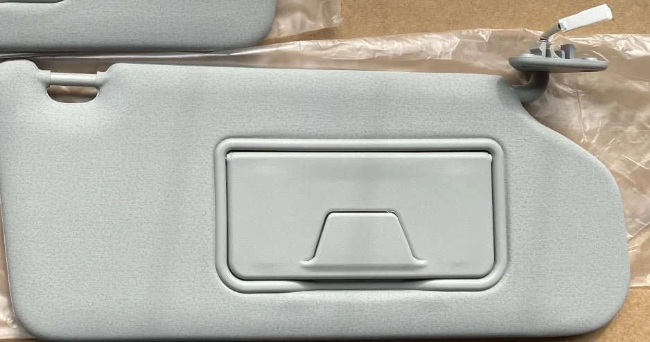 ASX SUNVISOR W/MIRROR&LAMP BLUISH GRAY