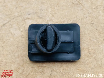 LANCER CS0A GALANT EA0A PAJERO V70V60 STOPPER,GLOVEBOX MB326033