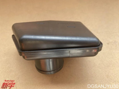 PAJERO3 V70V60W RESONATOR,AIR CLEANER MR529348 GENUINE