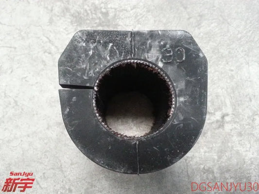 PAJERO3 V60V70W BUSHING,FRONT SUSP STABILIZER MR374520 φ=30