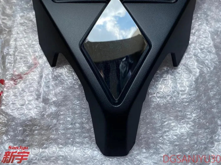 ECLIPSECROSS GK0W MARK AND BASE,RADIATOR GRILLE