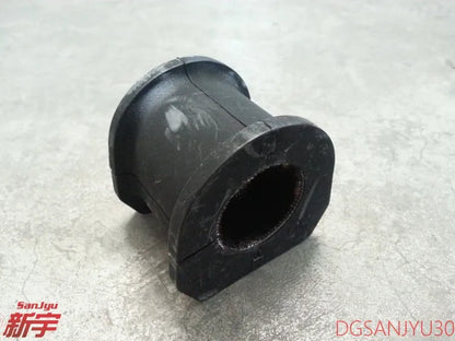 PAJERO3 V60V70W BUSHING,FRONT SUSP STABILIZER MR374520 φ=30