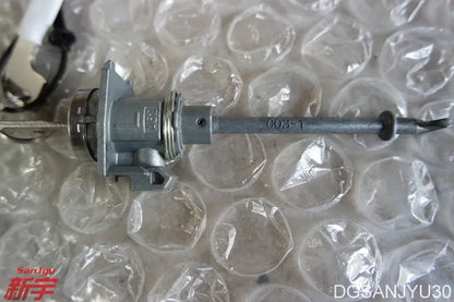 Outlander3 GF0W CYLINDER,FR DOOR LOCK,LH left front door lock core (with two small keys) locks domestic original  6369A158