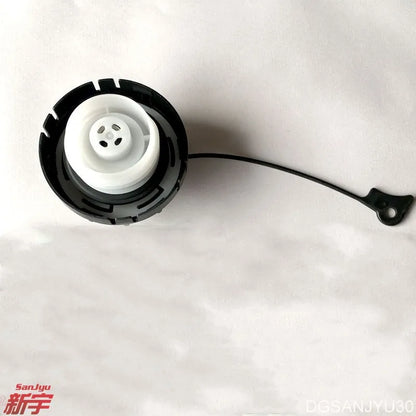 FOR PAJERO PAJERO IO L200 CAP,FUEL TANK With rope and check valve