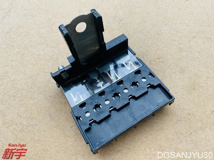 Outlander2 CW0W ASX GA0W LANCER CY0A CX0A BOX ASSY,FUSIBLE LINK 8571A003 Used, defective