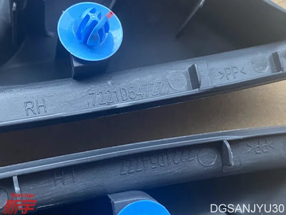 ASX GA0W TRIM,FRONT DOOR SASH a pair