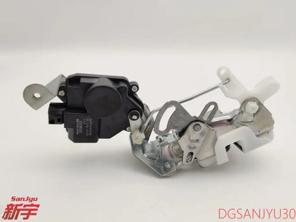 PAJERO3 V60V70 LATCH,BACK DOOR LATCH,TAILGATE GENUINE MR432775 MY2000-2004