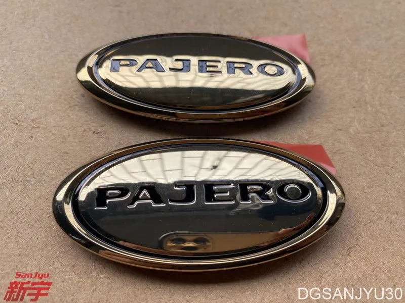 PAJERO3 V70V60 FRONT FENDER  PAJERO MARK LOGO GOLD