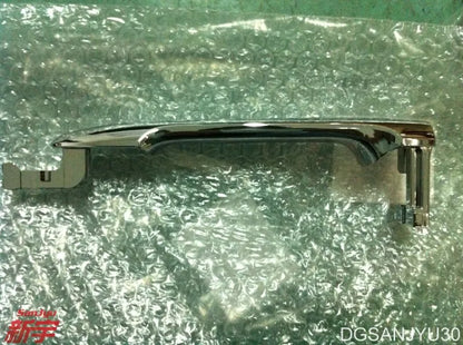 OUTLANDER2.3 CW0W GF0W HANDLE,FRONT OR REAR DOOR OUTSIDE,LH LEFT CHROME PLATING 5716A361