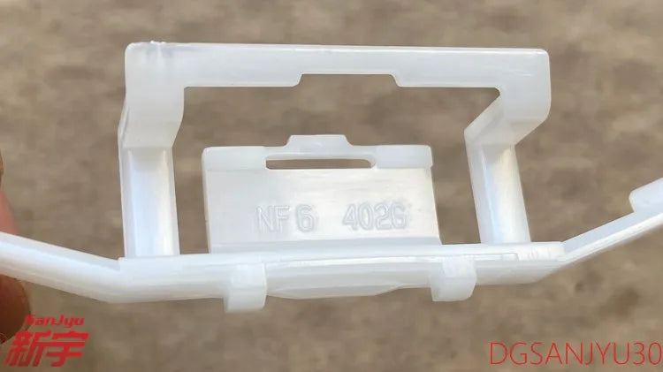 PAJERO MK3 MK4 V70V60V90V80W CLIP,DRIP MOULDING MR437481