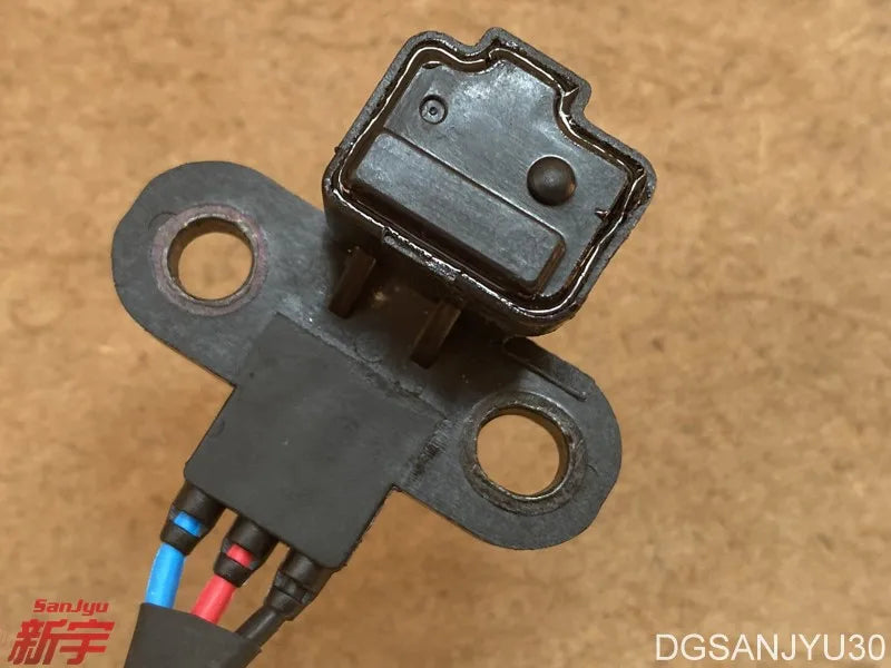 PAJERO V24V64V44W K94K74K64W SENSOR,ENGINE CRANK ANGLE MD342826
