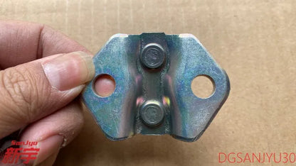 PAJEROSPORT1 L400 STRIKER,TAILGATE LATCH tail button lock back door lock MB957648 MR440229 GENUINE