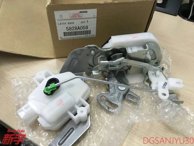 PAJERO3 V60V70V80V90 LATCH,BACK DOOR LATCH,TAILGATE GENUINE 5828A058 5828A056 MY2005-2021