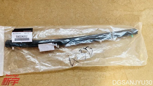 OUTLANDER2 2010-2012 CW0W WEATHERSTRIP,HOOD front cover sealing strip  5902A052  GENUINE