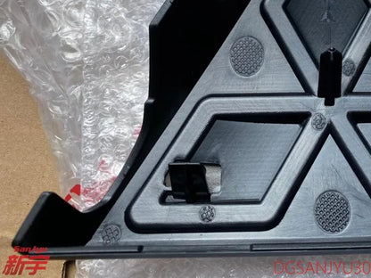 ECLIPSECROSS GK0W MARK AND BASE,RADIATOR GRILLE