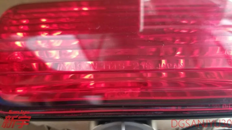 PAJERO4 V90WV80W  LAMP KIT,FOG,REAR 8337A068 8337A090