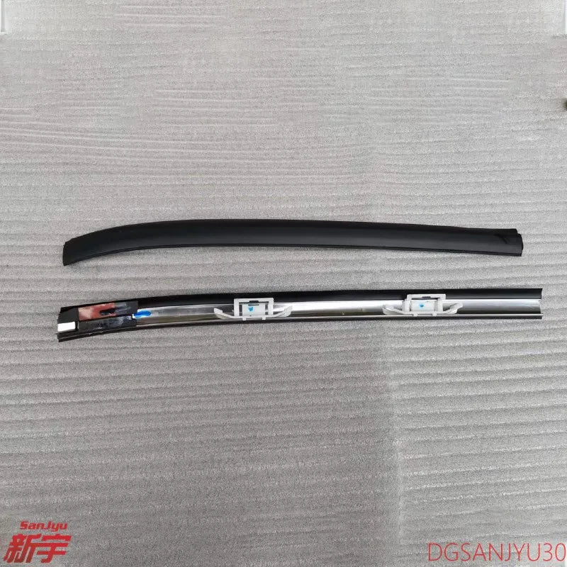 PAJERO MK3 V70W MOULDING,DRIP,FRONT MR492457 MR492458