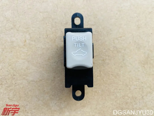 PAJERO3 V70V60W SUNROOF SWITCH BEIGE USED