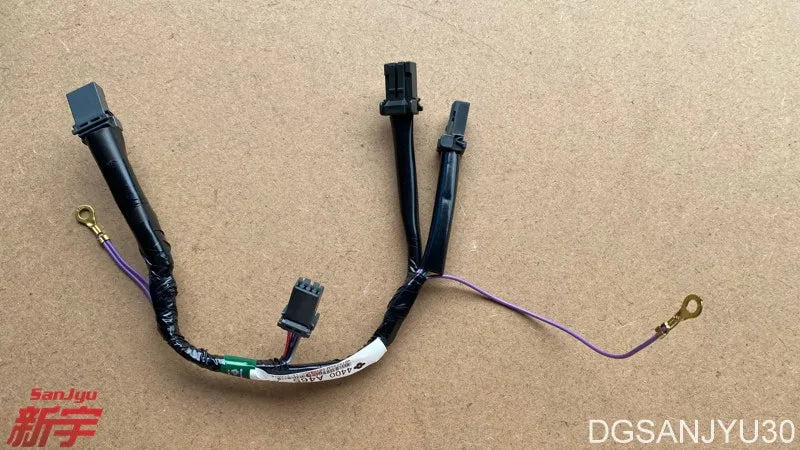 PAJERO4 V80V90W STEERING WHEEL HARNESS 4400A465