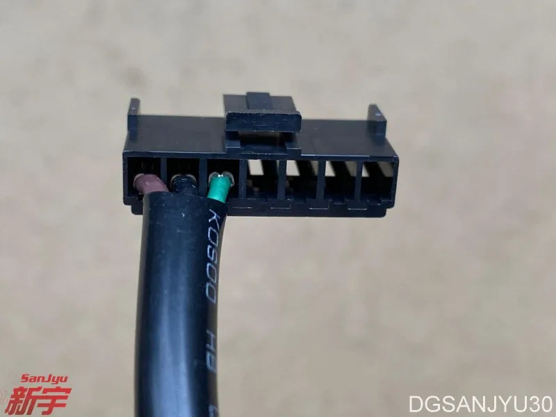 Outlander ASX L200 Automatic anti-dazzling mirror connector （just connector，not included mirror）