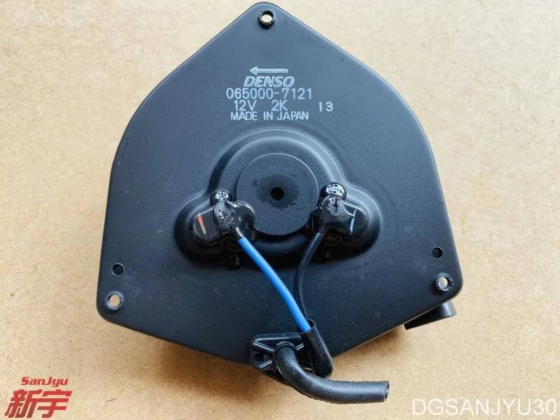 PAJERO  V30W MOTOR,A/C CONDENSER FAN MB878162 065000-7121  a/c condenser fan, New Genuine OEM Part