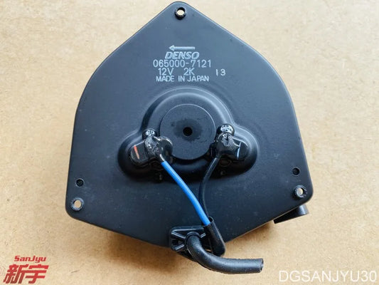 PAJERO  V30W MOTOR,A/C CONDENSER FAN MB878162 065000-7121  a/c condenser fan, New Genuine OEM Part