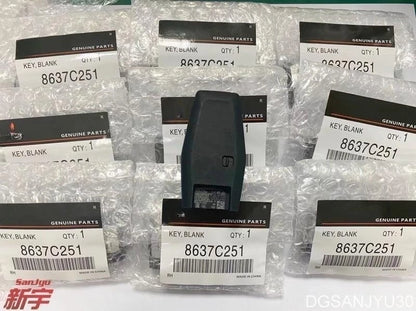 OUTLANDER4 GM0W KEY,KEYLESS OPERATION BLANK 2SWITCH 8637C251 Opening and closing the door remote control