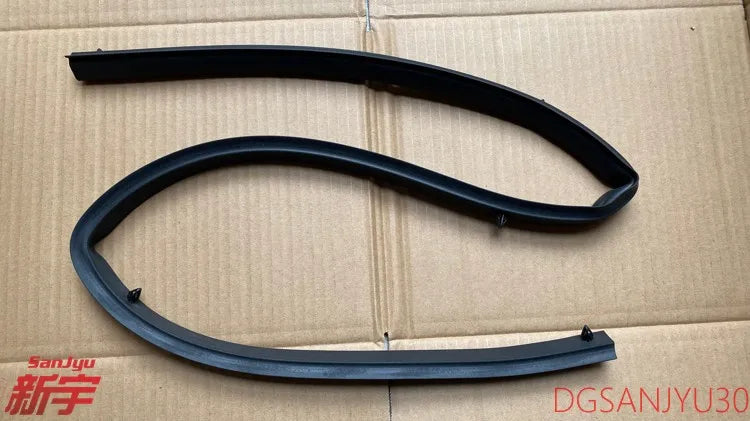 LANCER CY0A CX0A EVOX CZ4A WEATHERSTRIP,HOOD,REAR 5902A020