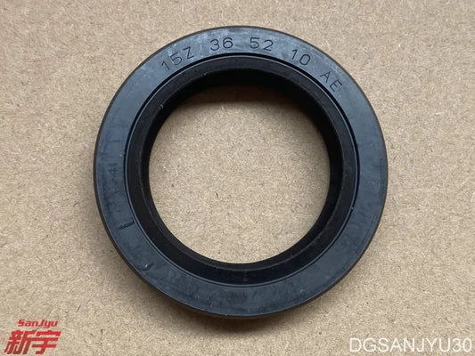 PAJERO V20V30V40V70V60 M/T OIL SEAL,T/F FRONT OUTPUT SHAFT MD712012 Original 15Z 36 52 10 AE