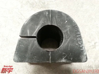 PAJERO3 4 V70V60V80V90W BUSHING, REAR SUSP STABILIZER  MR418547 φ=24